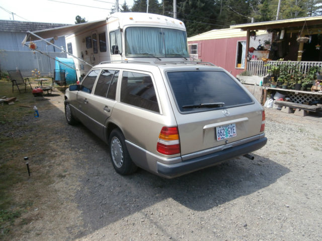 1990 Mercedes-Benz 300-Series BASE - photo 3