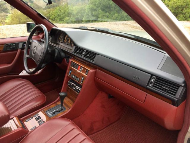 1990 Mercedes-Benz 300-Series - photo 12