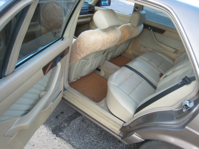 1990 Mercedes-Benz 300-Series - photo 11