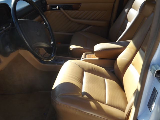 1990 Mercedes-Benz 400-Series - photo 12