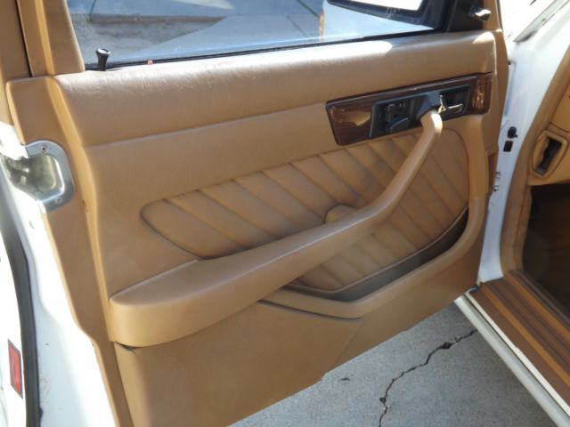 1990 Mercedes-Benz 400-Series - photo 13