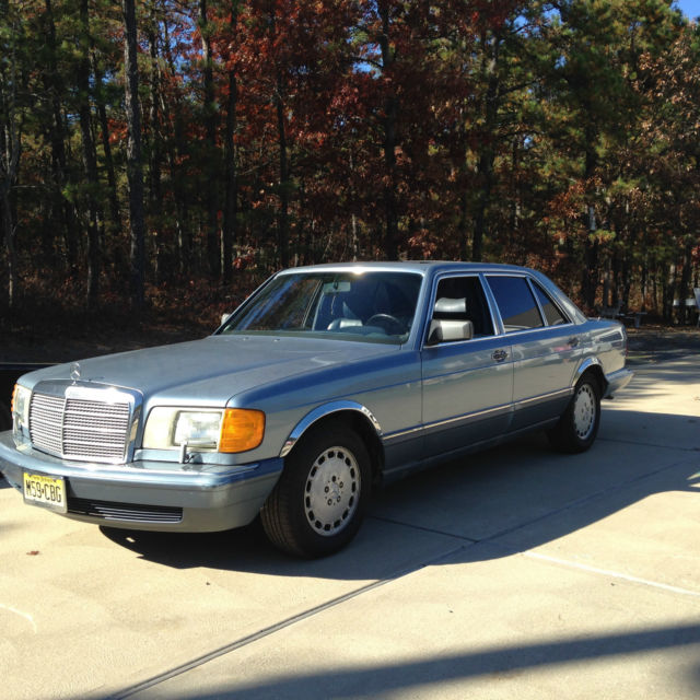 1990 Mercedes-Benz 400-Series - photo 2