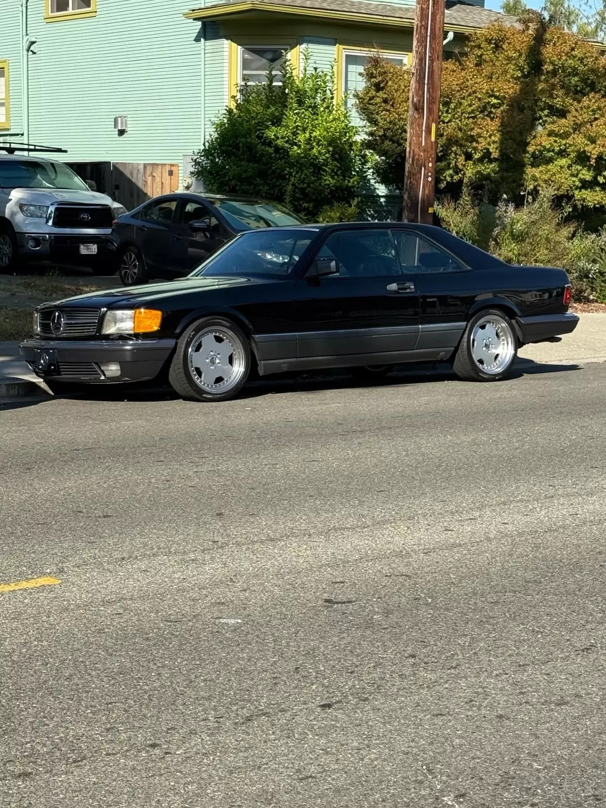 1990 Mercedes-Benz 500-Series Coupe Black SEC 1990 Mercedes-Benz 500-Series SEC