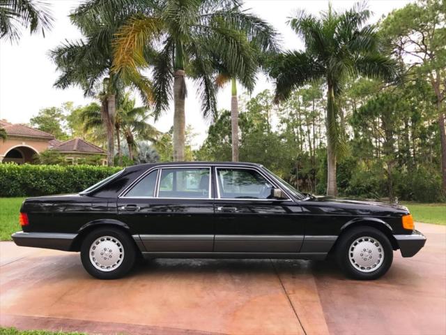 1990 Mercedes-Benz SL-Class 560-Class 560 SEL - photo 2