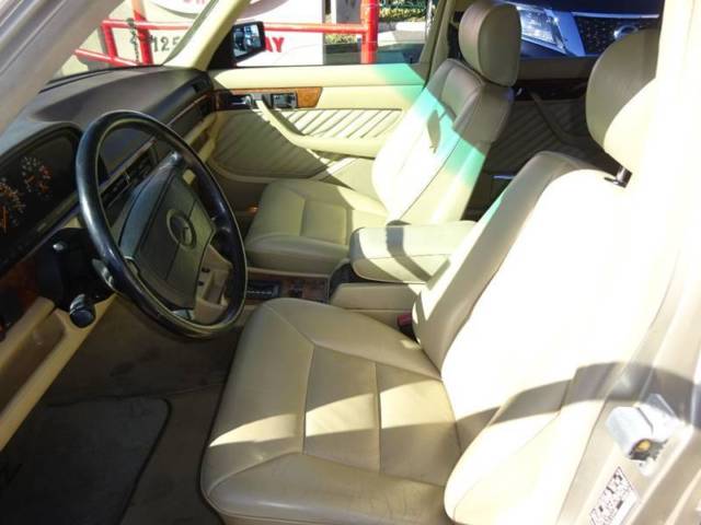 1990 Mercedes-Benz S-Class 560 SEL 4dr Sedan - photo 9