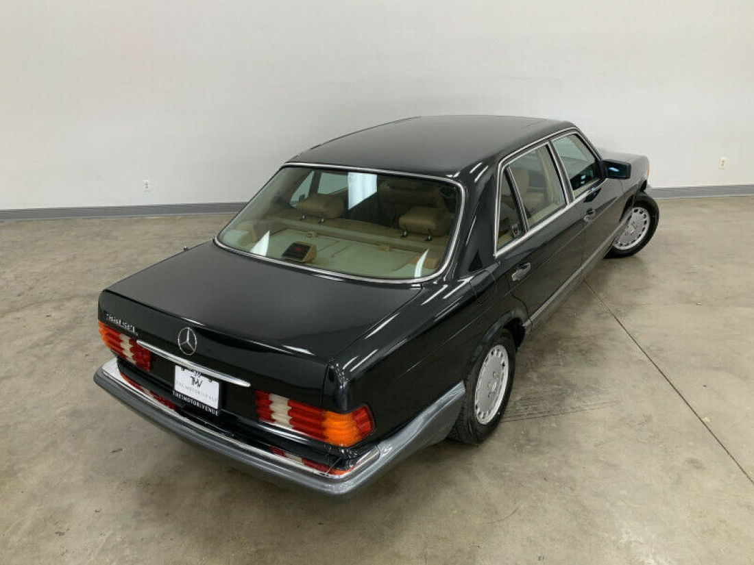 1990 Mercedes-Benz 500-Series 4dr Sedan 560SEL - photo 11