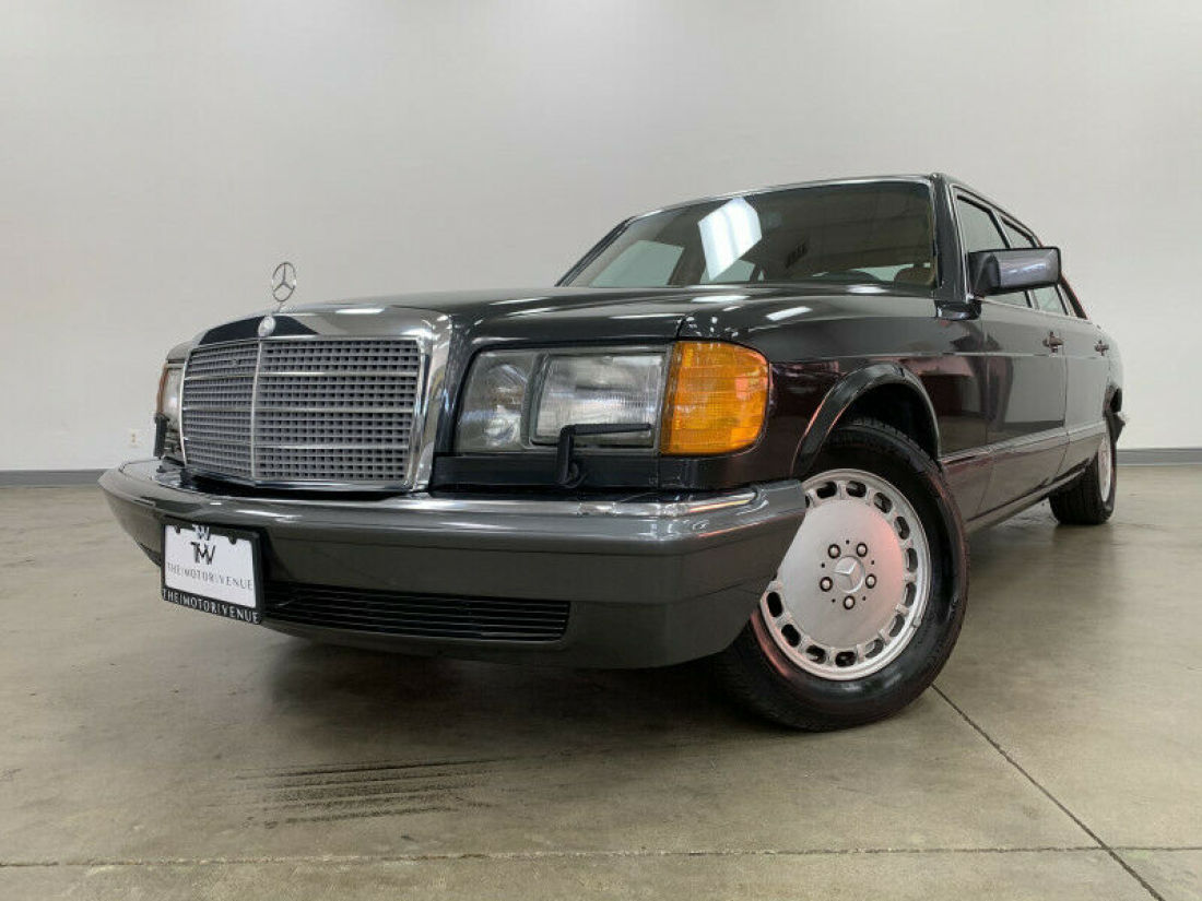 1990 Mercedes-Benz 500-Series 4dr Sedan 560SEL - photo 2