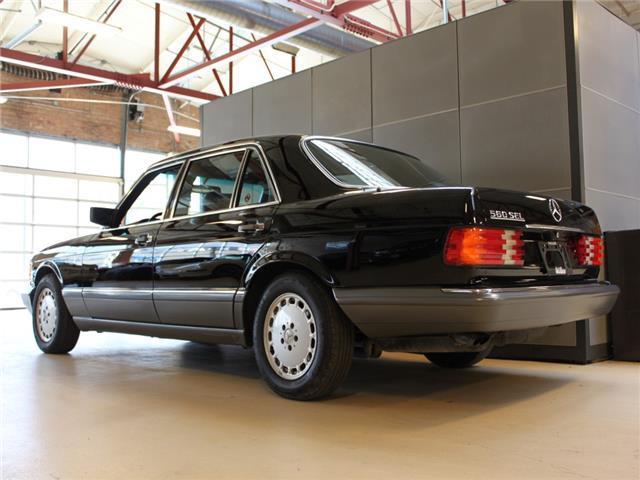 1990 Mercedes-Benz 500-Series 560SEL - photo 4