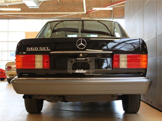 1990 Mercedes-Benz 500-Series 560SEL - photo 5
