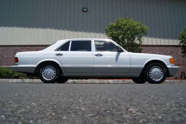 1990 Mercedes-Benz 500-Series Base Sedan 4-Door - photo 7