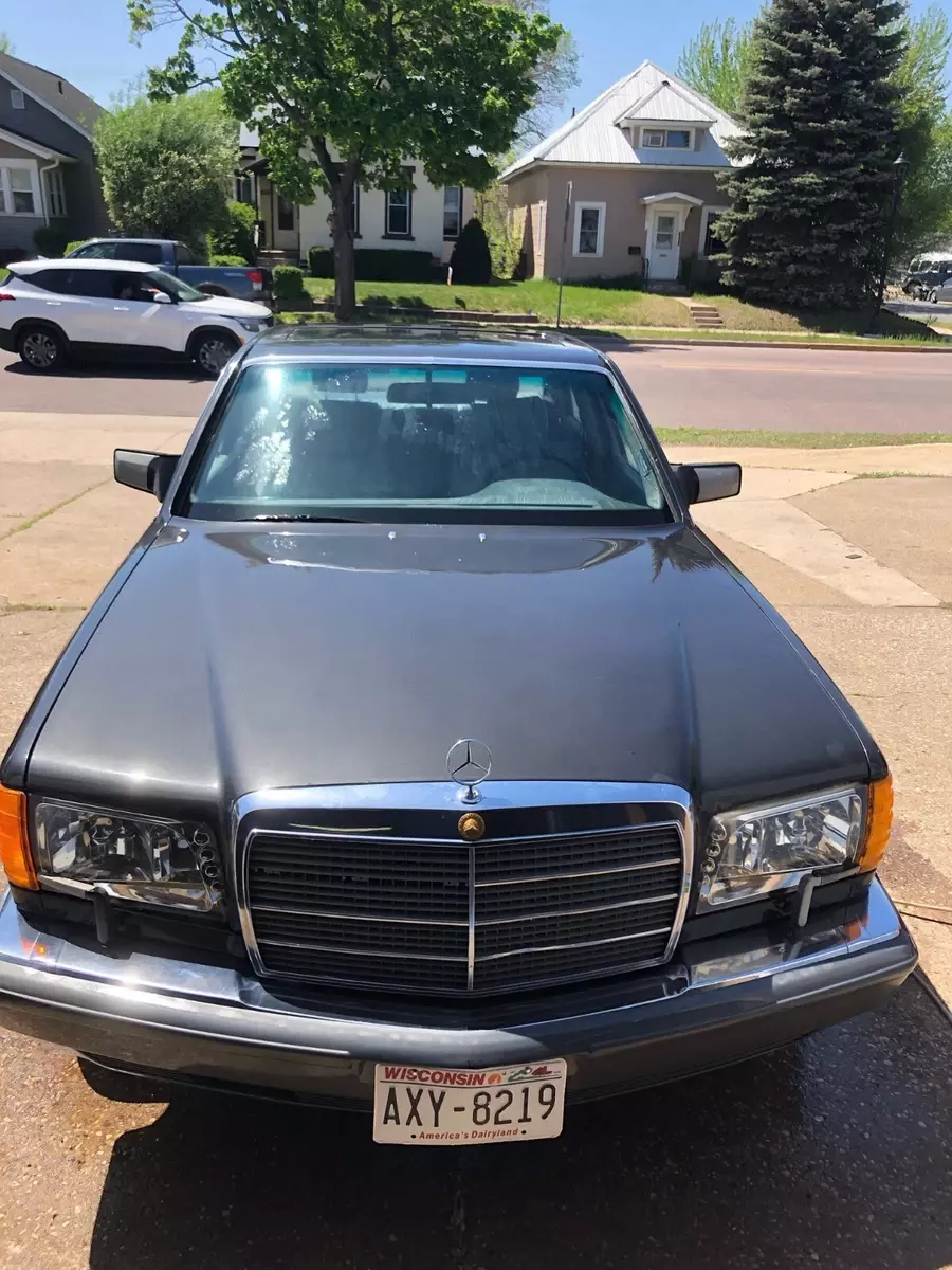 1990 Mercedes-Benz AMG 560 SEL Sedan/Saloon 1990 Mercedes-Benz 500-Series SEL