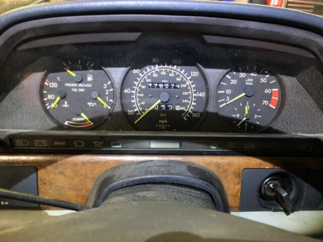 1990 Mercedes-Benz 500-Series SEL - photo 8