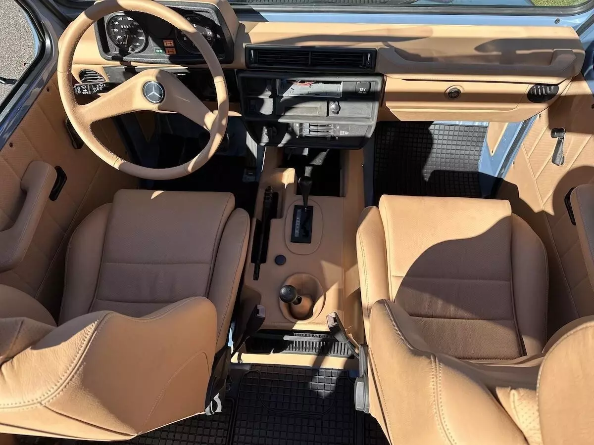 1990 Mercedes-Benz 230GE Convertible - photo 7