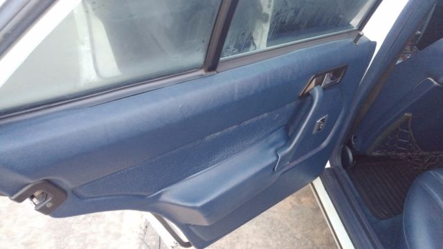 1990 Mercedes-Benz 190-Series SEDAN - photo 12