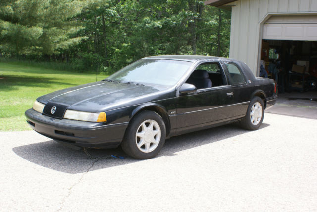 1990 Mercury Cougar XR-7 Sedan 2-Door 3.8L 1990 Mercury Cougar XR-7