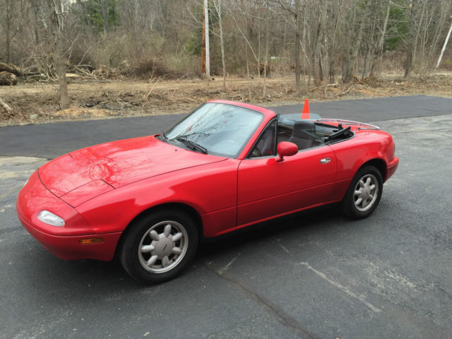 1990 Mazda Miata Convertible