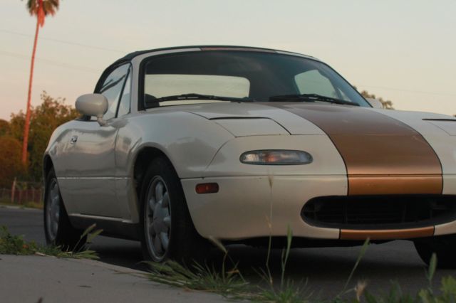 1990 Mazda MX-5 Miata 5 speed - photo 2