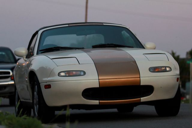 1990 Mazda MX-5 Miata 5 speed - photo 8