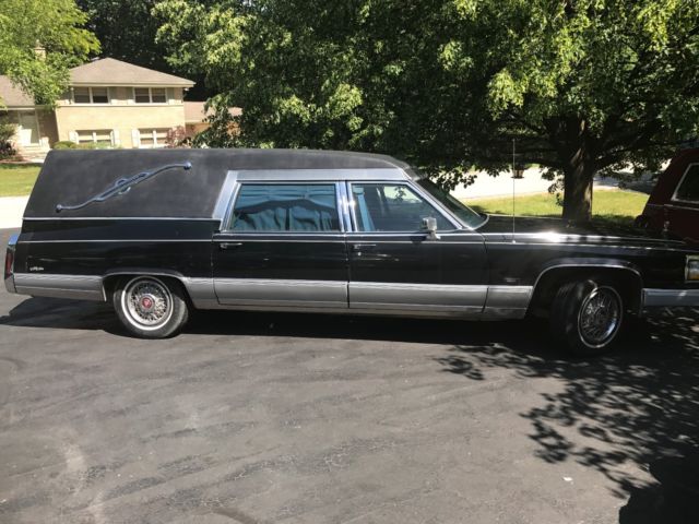 1990 Miller Meteor Cadillac Hearse Coach Fresh the Funeral Home!! 1990 Cadillac Miller Meteor Hearse