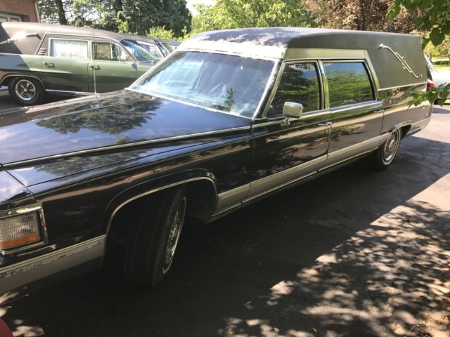 1990 Cadillac Miller Meteor Hearse - photo 4
