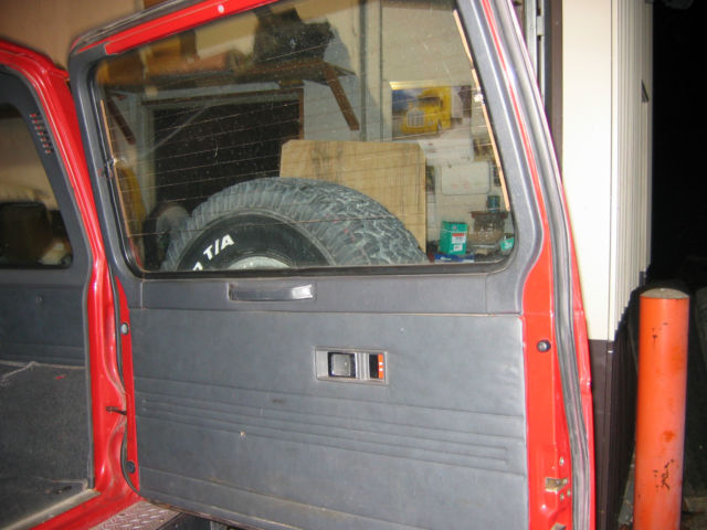 1990 Mitsubishi Montero - photo 12