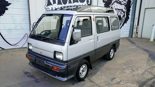 1990 Mitsubish U18 Mini Cab Super Aero Roof Micro Van by Gas Monkey Garage 1909 Mitsubishi U18 Mini Cab Super Aero Micro Van