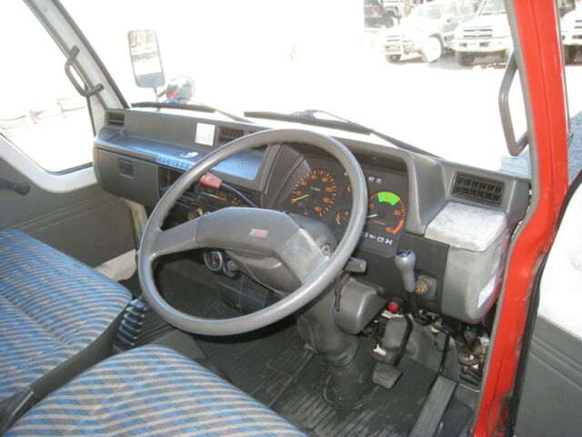 1990 Mitsubishi Canter - photo 8