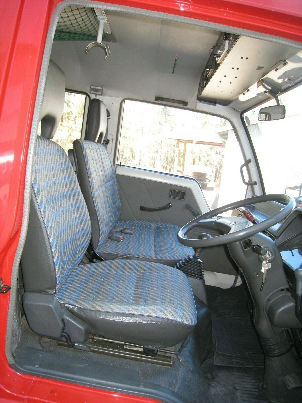 1990 Mitsubishi Canter (Fuso) - photo 9