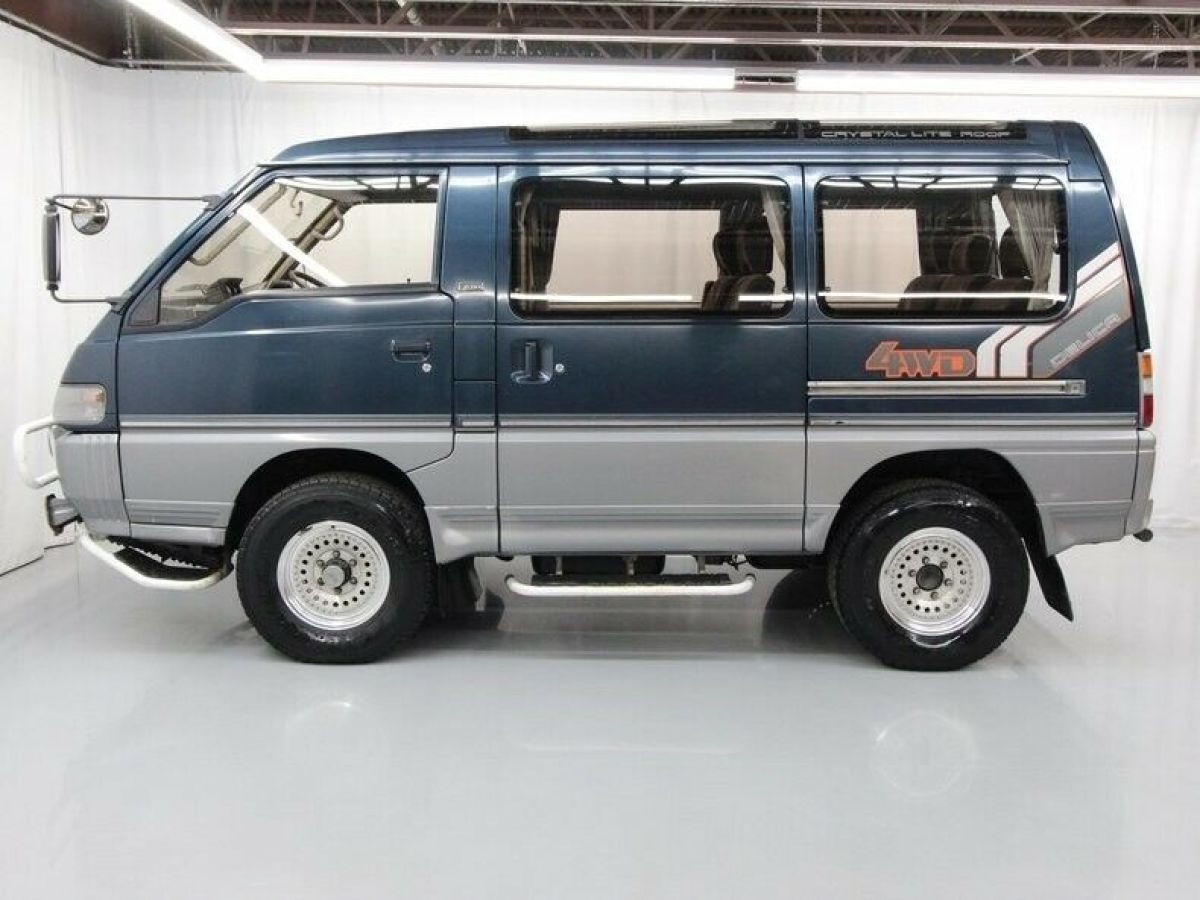 1990 Mitsubishi Delica Exceed - photo 4