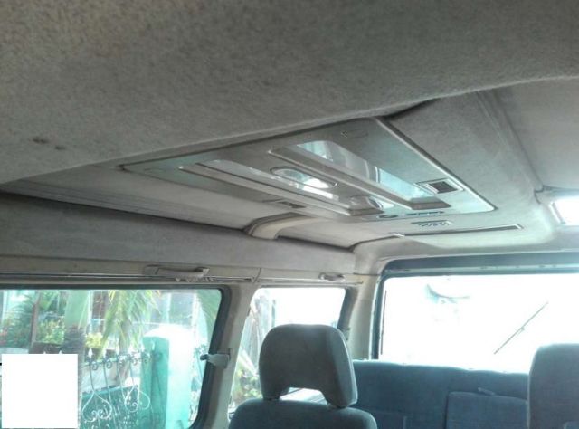 1990 Mitsubishi Delica Exceed 4 x4 - photo 2