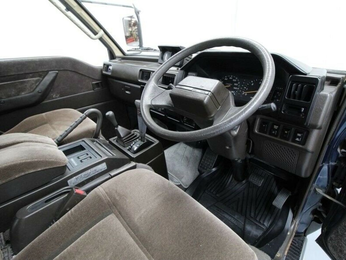 1990 Mitsubishi Delica Exceed - photo 9