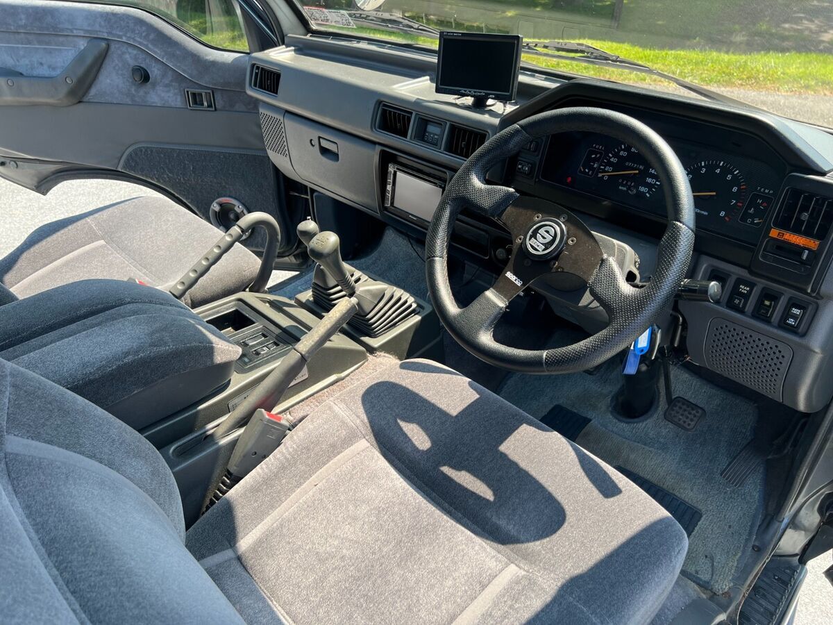 1990 Mitsubishi Delica L300 Crystal Lite 4wd - photo 12