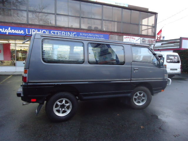 1990 Mitsubishi Delica L300 Exceed - photo 4