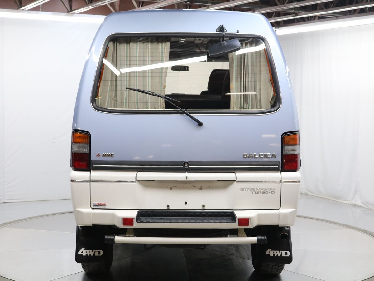 1990 Mitsubishi Delica L300 - photo 6