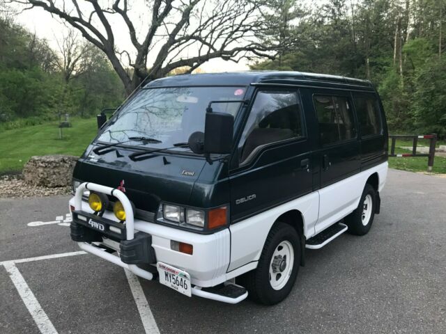 1990 Mitsubishi Delica L300 Exceed - photo 3