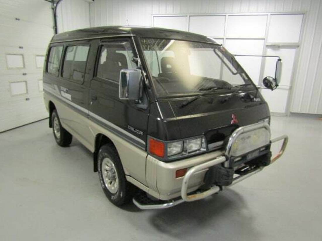1990 Mitsubishi Delica Star Wagon Chamonix - photo 3
