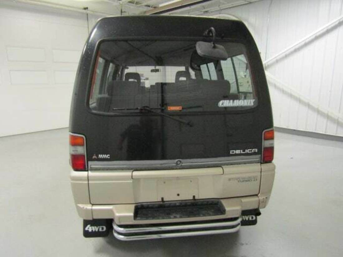 1990 Mitsubishi Delica Star Wagon Chamonix - photo 8