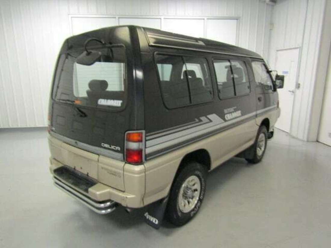 1990 Mitsubishi Delica Star Wagon Chamonix - photo 9