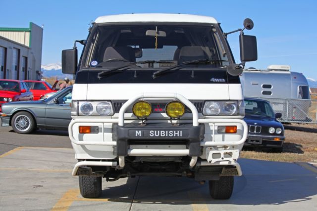 1900 Mitsubishi Delica - photo 4