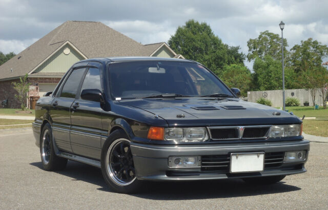 1990 Mitsubishi Galant VR-4 RHD 1990 Mitsubishi Galant VR-4