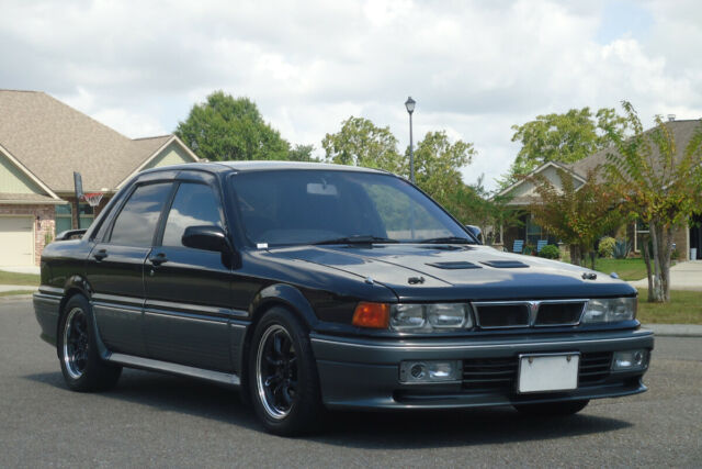 1990 Mitsubishi Galant VR-4 - photo 2