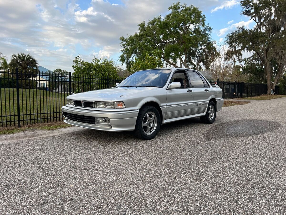 1990 Mitsubishi Galant - photo 2