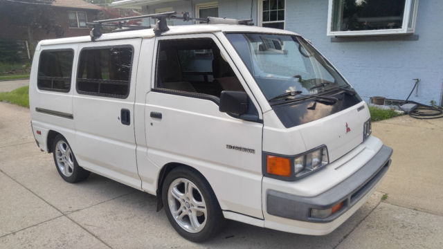 1990 Mitsubishi L300 Camper Van - photo 6