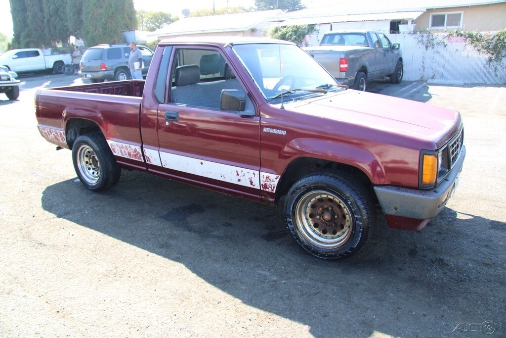 1990 Mitsubishi Mighty Max - photo 7