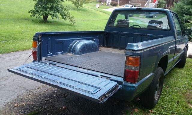 1990 Mitsubishi Mighty Max 2dr base model - photo 6