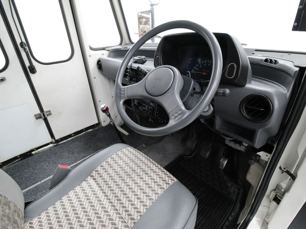 1990 Mitsubishi Minica AWD - photo 10
