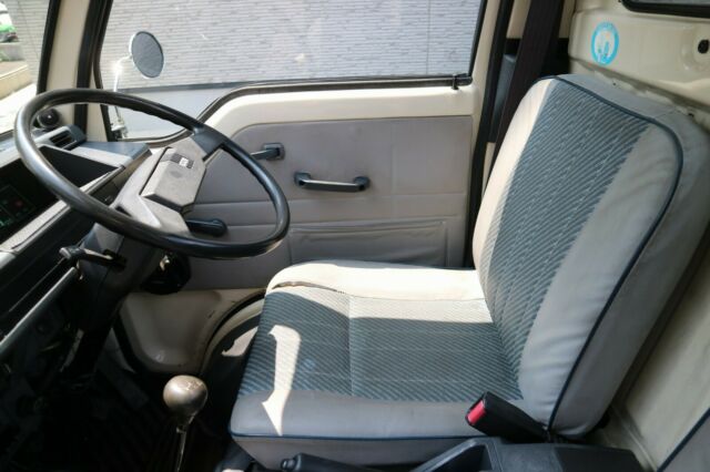 1990 Mitsubishi Other - photo 2
