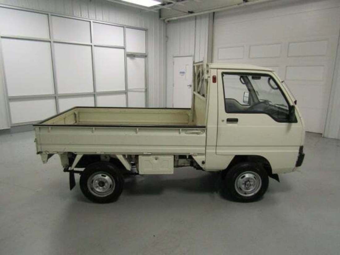 1990 Mitsubishi MiniCab Super DX 4WD - photo 10