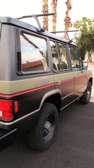 1990 Mitsubishi Montero - photo 12