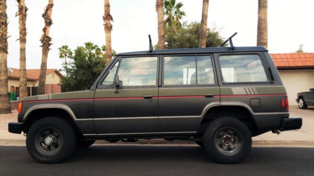 1990 Mitsubishi Montero - photo 2